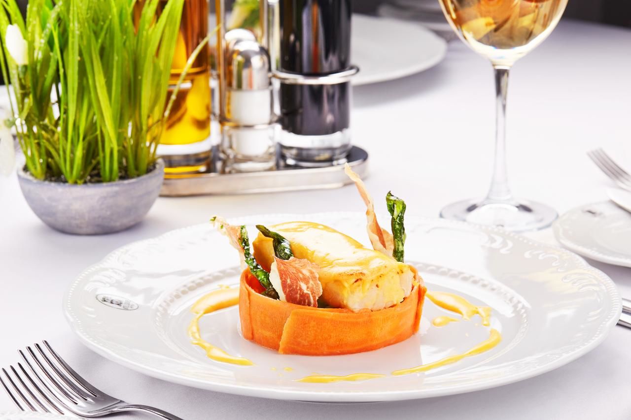 Отель Europe Hotel Минск