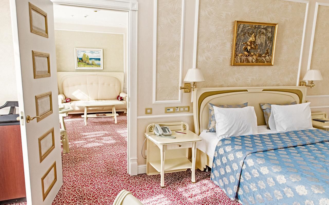 Отель Europe Hotel Минск